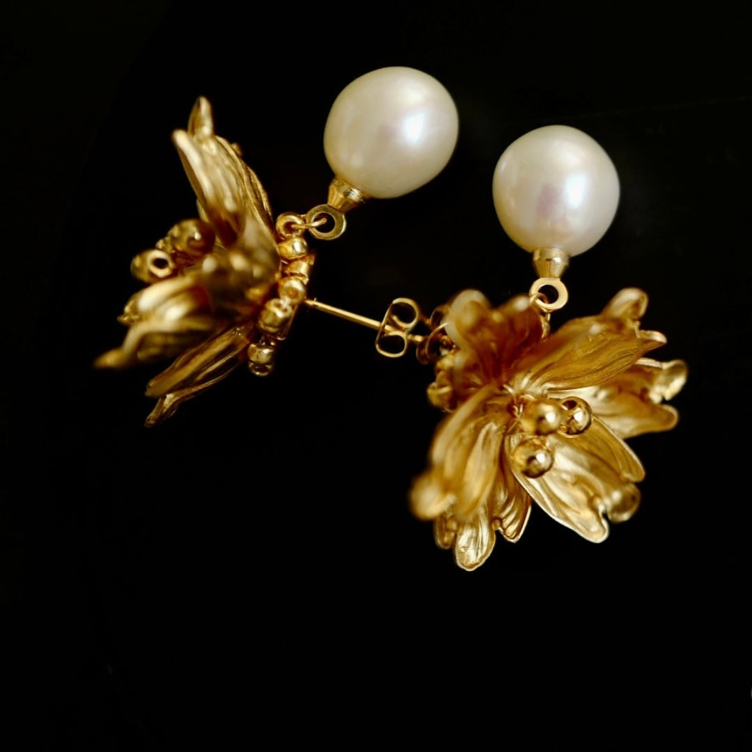floral wedding earrings for bride; delicate gold earrings for special occasion