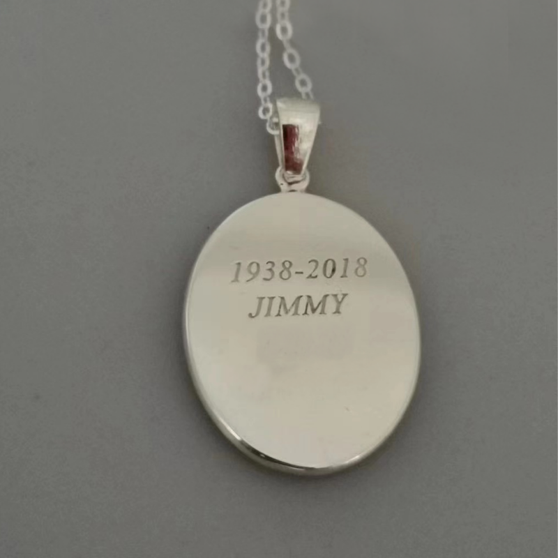 Engraved Fingerprint Necklace - The Chubby Paw