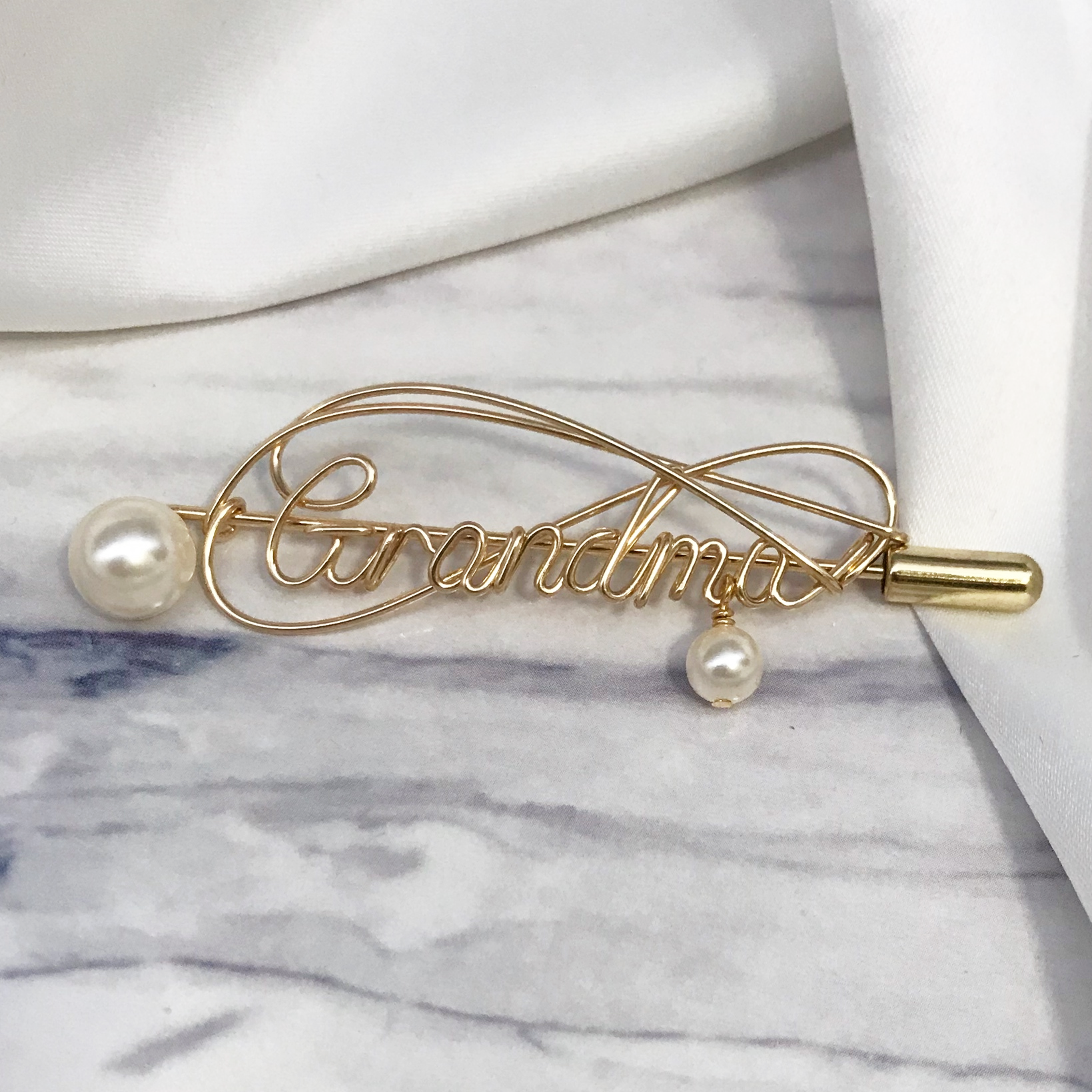 Personalized Wire Name Brooch With Pearl - The Chubby Paw