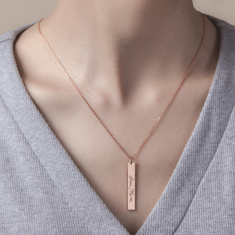 Vertical Bar Handwriting Necklace - The Chubby Paw
