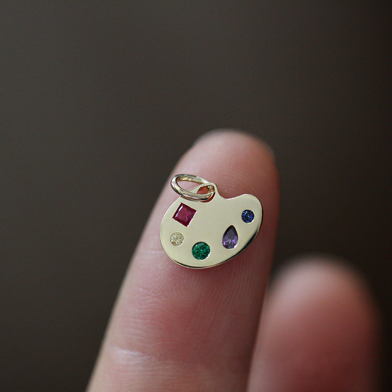 The-Chubby-Paw-9K-Gold-Color-Palette-Pendant-Necklace