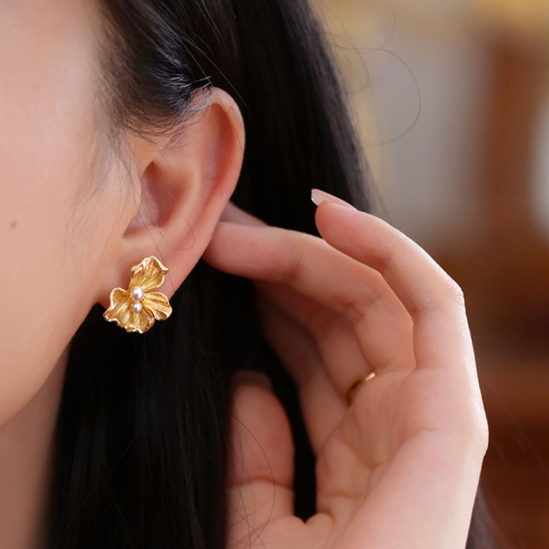 Gold Flower Freshwater Pearl Earrings, Statement Flower Stud Earrings, Bridesmaid Gift
