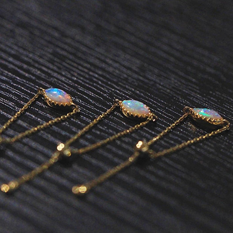 The Chubby Paw 18K Gold Australian Opal Ring, Adjustable Dainty Chain ...