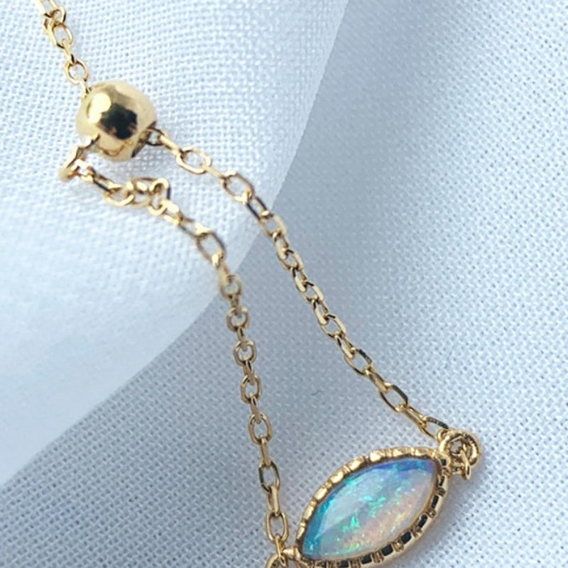 The Chubby Paw 18K Gold Australian Opal Ring, Adjustable Dainty Chain ...
