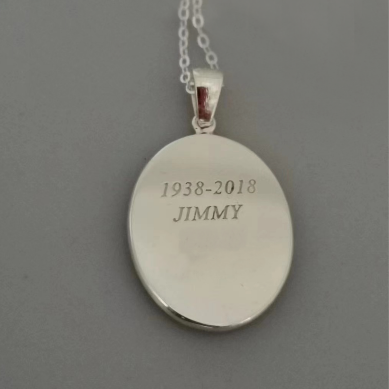 Engraved Fingerprint Necklace - The Chubby Paw 