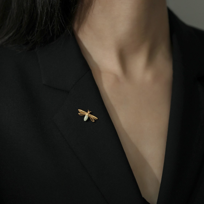 Firefly Brooch - The Chubby Paw 